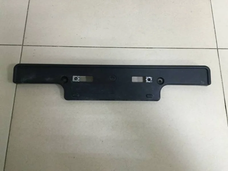 Накладка переднего бампера под номер Toyota Land Cruiser (J200) 2007-2015