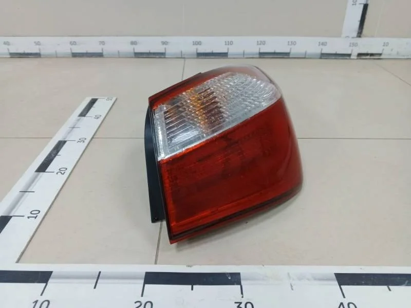 Фонарь задний наружный правый Kia Cerato (YD) 2013-2020