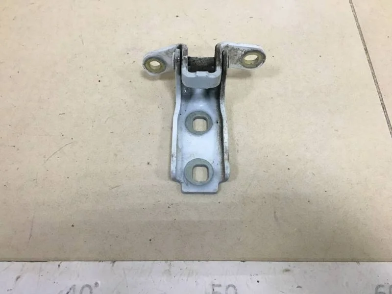 Петля двери передней левой верхняя Chevrolet Cruze (J300) 2009-2016