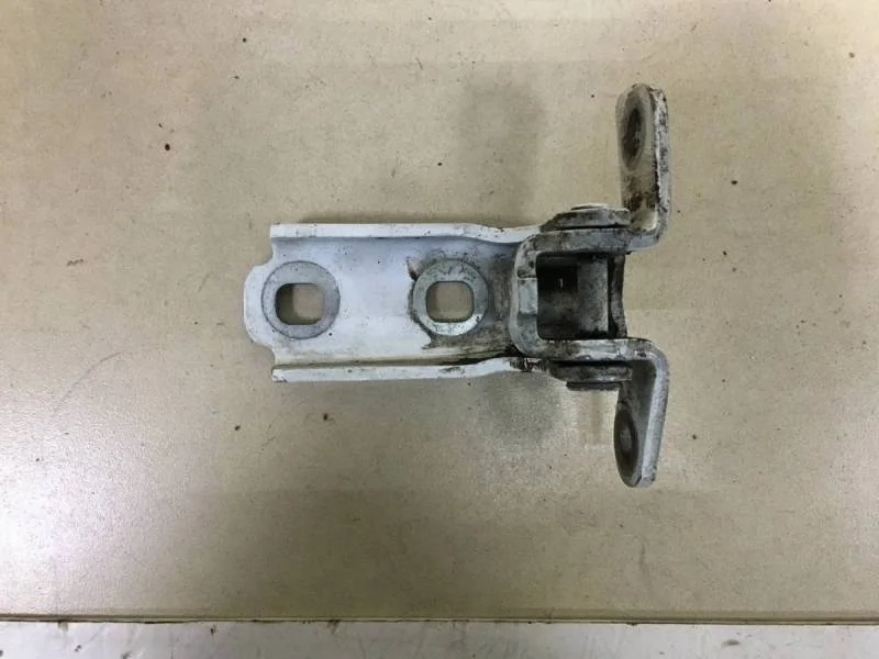 Петля двери задней левой нижняя Chevrolet Cruze (J300) 2009-2016