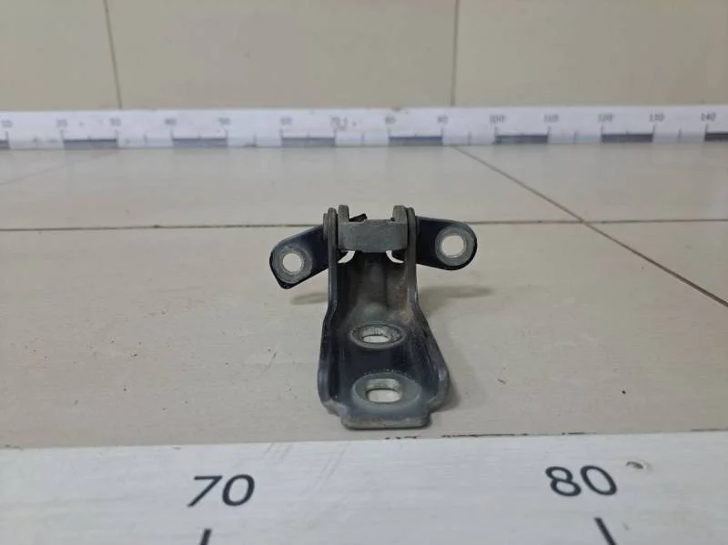 Петля двери передней левой верхняя Chevrolet Cruze (J300) 2009-2016