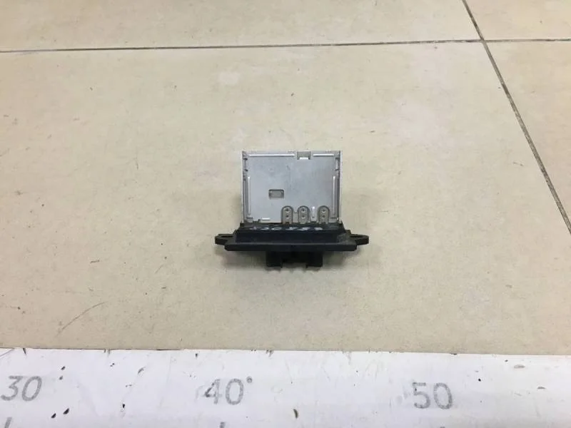 Резистор отопителя Nissan Tiida (C11) 2007-2014