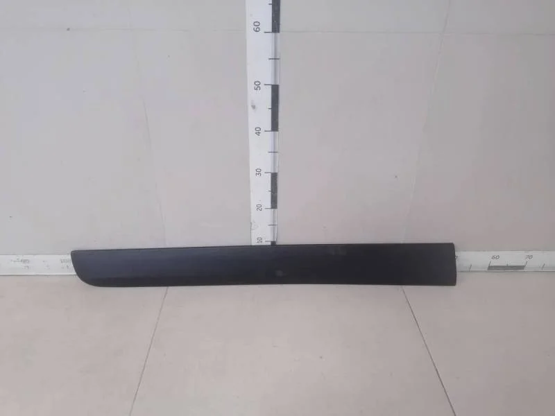 Накладка двери передней левой Suzuki SX4 2006-2013