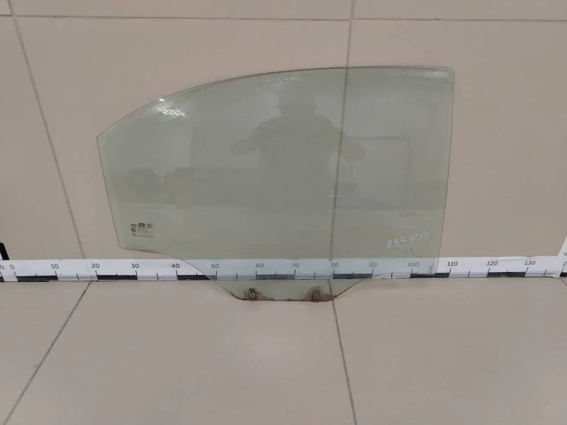 Стекло двери задней правой Chevrolet Aveo T250 2005-2011
