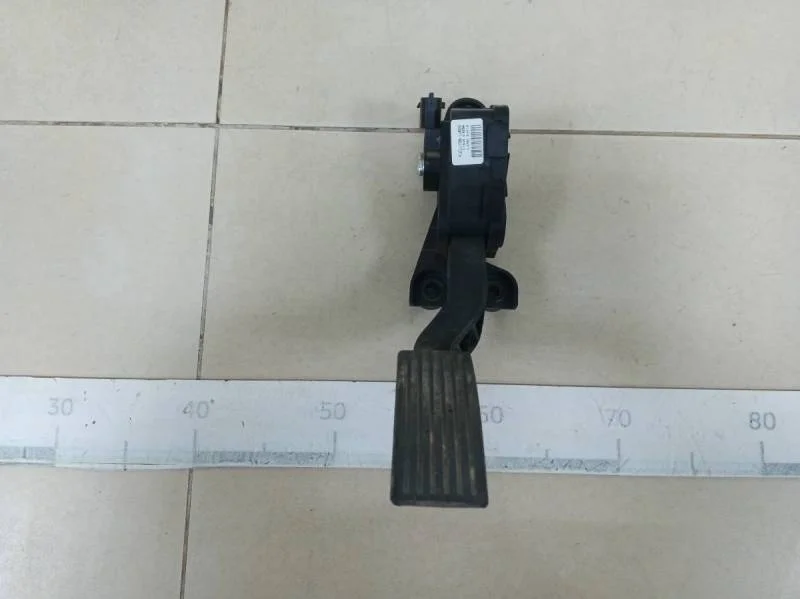 Педаль газа Hyundai Solaris 2010-2017