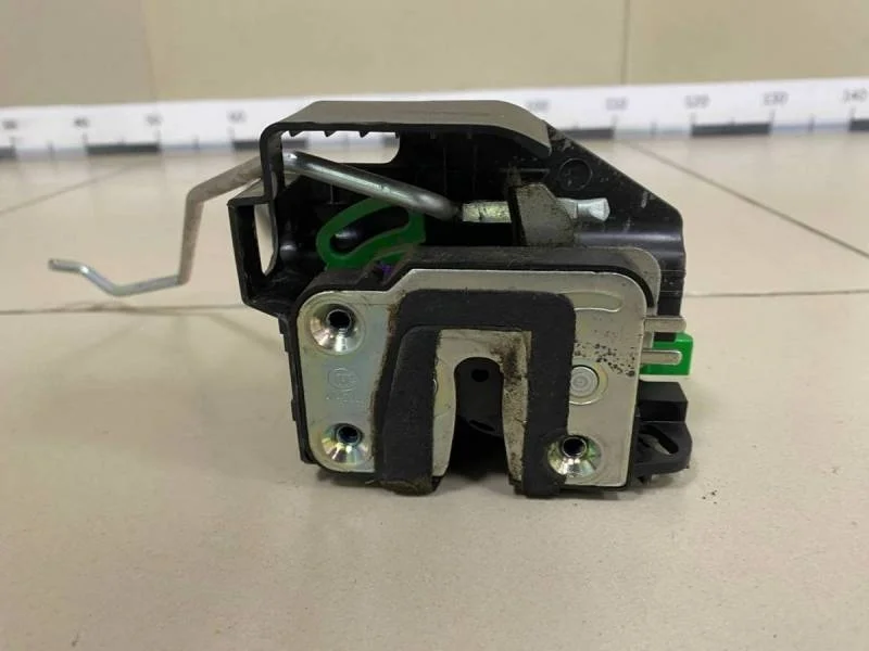 Замок двери передней правой Kia Rio 3 (UB) 2011-2017