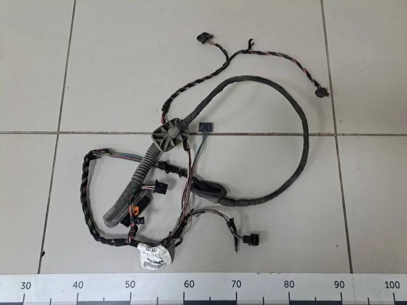 Проводка двери Volkswagen Polo (Sed RUS) 2011>