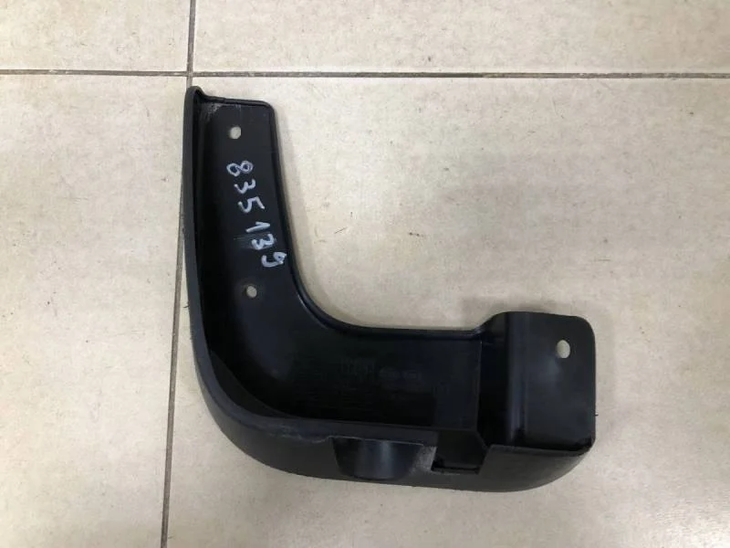 Брызговик передний левый Kia Rio 4 (FB) 2017>