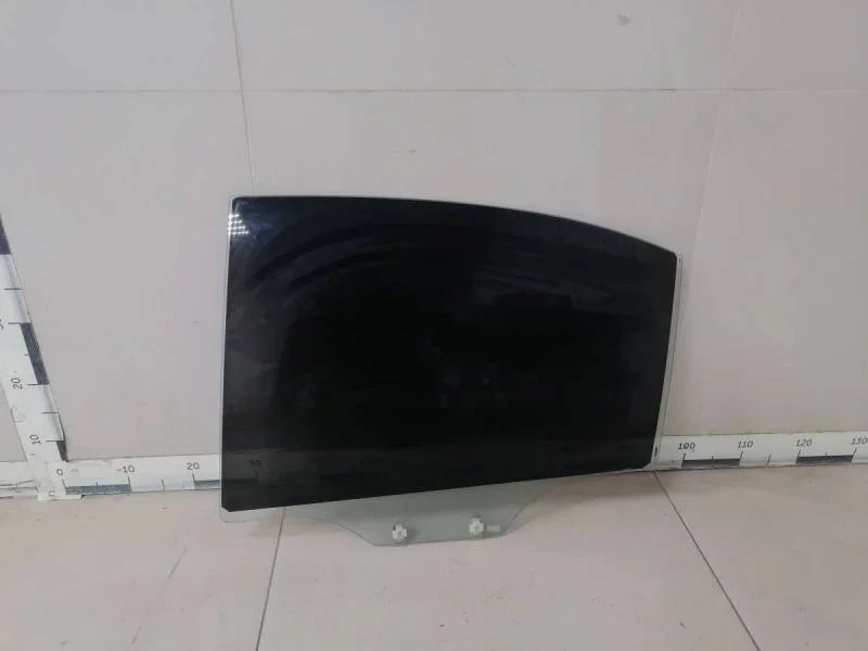 Стекло двери задней левой Kia Rio 2 (JB) 2005-2011