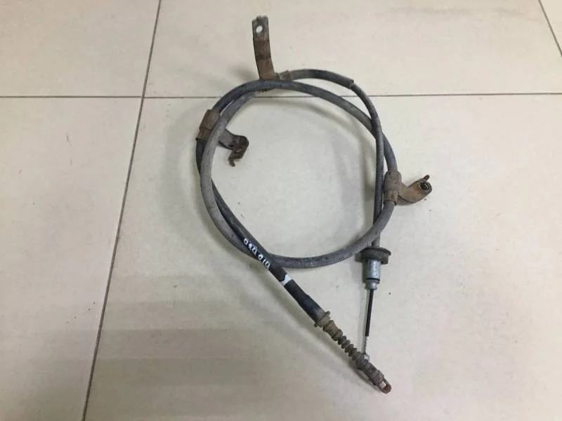 Трос стояночного тормоза левый Hyundai Solaris 2010-2017