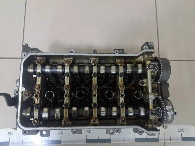 Головка блока цилиндров Toyota Corolla E150 2006-2013