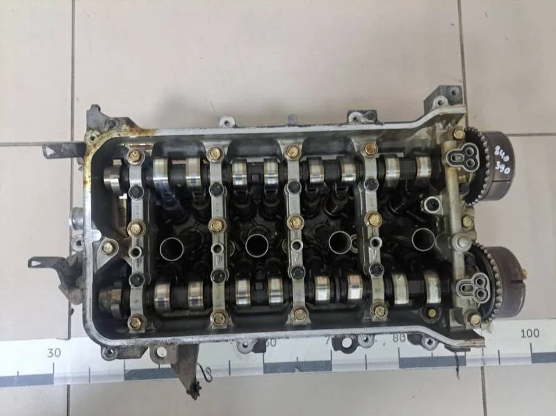 Головка блока цилиндров Toyota Corolla E150 2006-2013