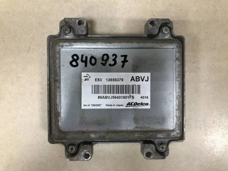 Блок управления двигателем Opel Astra J 2010-2017