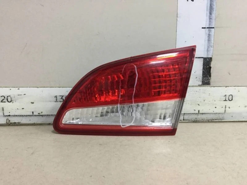 Фонарь задний внутренний правый Nissan Almera 3 (G11, G15) 2012>