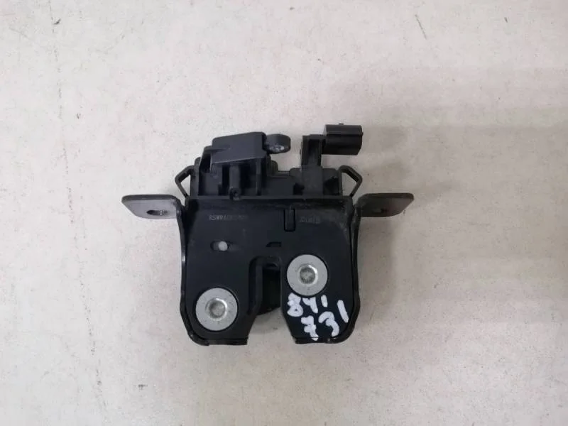 Замок багажника Nissan Terrano (D10) 2014>