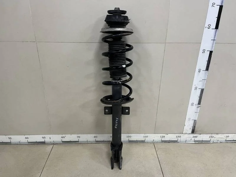 Амортизатор задний Nissan Terrano (D10) 2014>