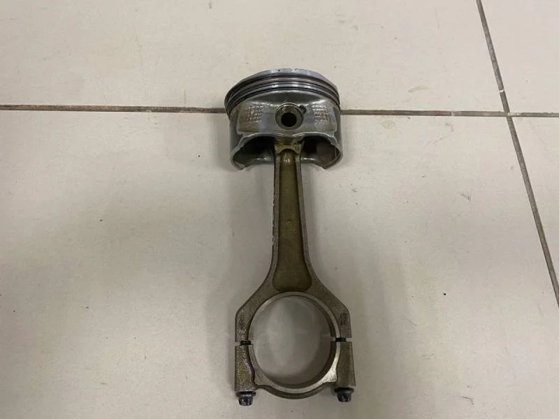 Поршень с шатуном BMW 3-series E92/E93 2006-2012