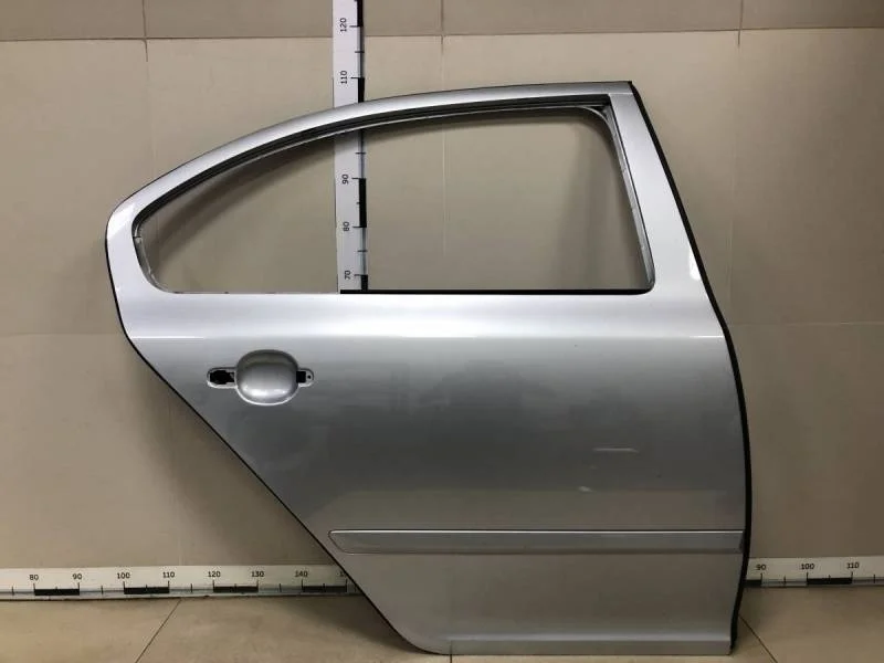 Дверь задняя правая Skoda Octavia (A5 1Z-) 2004-2013