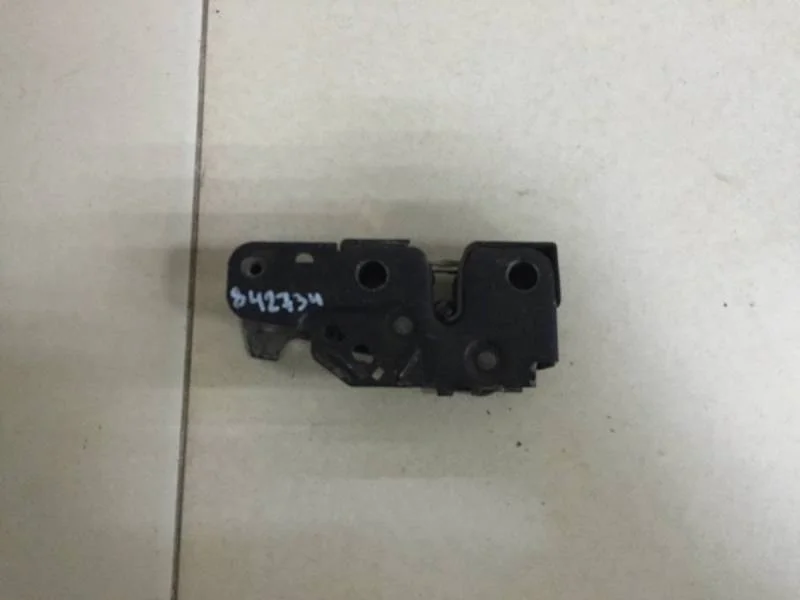 Замок капота Skoda Octavia (A5 1Z-) 2004-2013