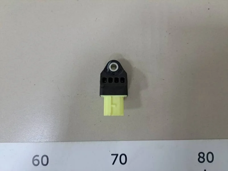 Датчик AIR BAG Toyota Camry (V40) 2006-2011