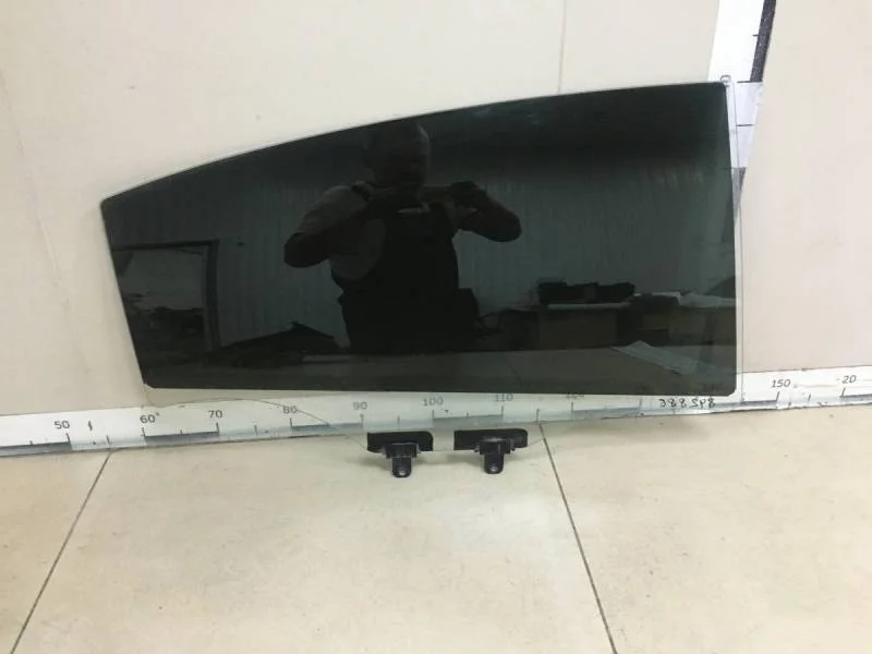 Стекло двери задней правой Kia Rio 4 (FB) 2017>