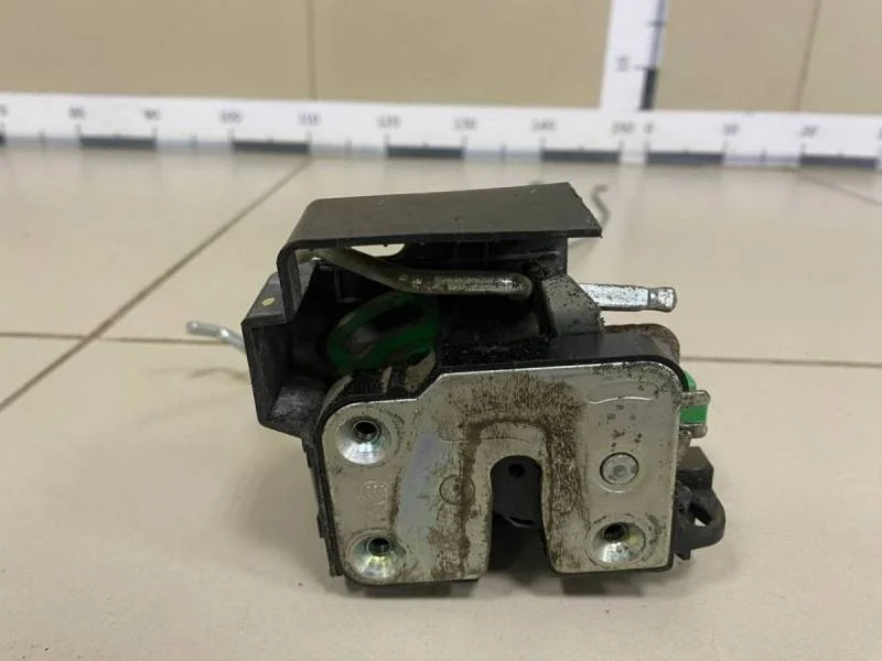 Замок двери задней правой Kia Rio 3 (UB) 2011-2017