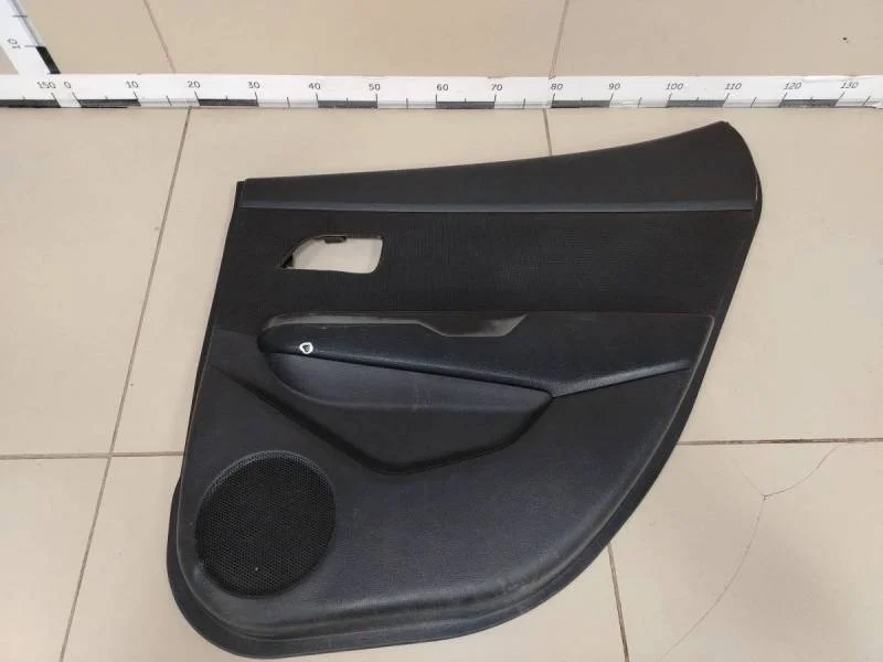 Обшивка двери задней правой Kia Rio 3 (UB) 2011-2017