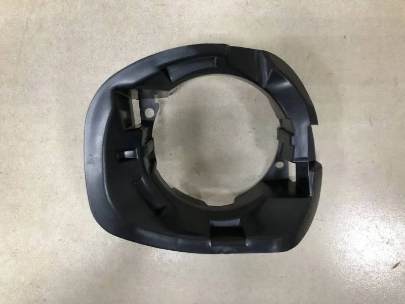 Кронштейн фары противотуманной правой Renault Logan (1) 2005-2014