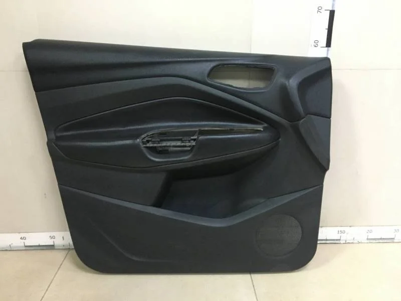 Обшивка двери передней левой Ford Kuga (CBS) 2012>