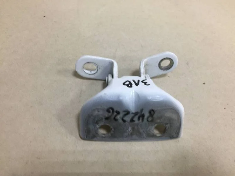 Петля двери задней левой верхняя Hyundai ix35 (LM) 2010-2015