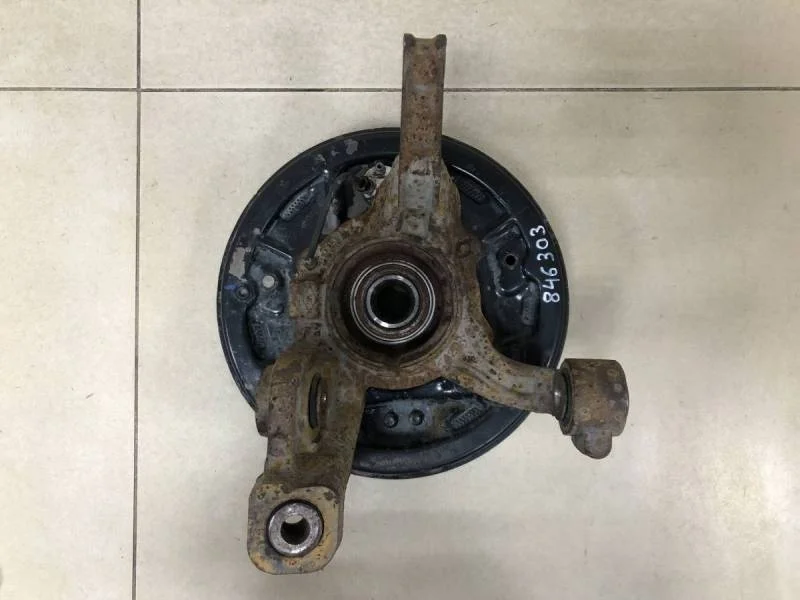 Кулак поворотный задний правый Renault Duster 2012>