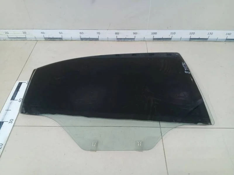 Стекло двери задней правой Chevrolet Aveo T250 2005-2011