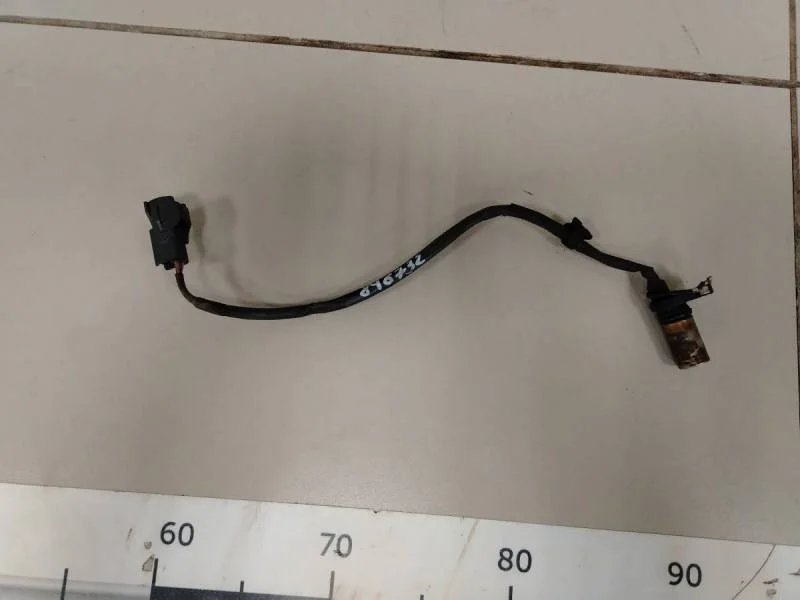 Датчик положения коленвала Toyota Camry (XV30) 2001-2006