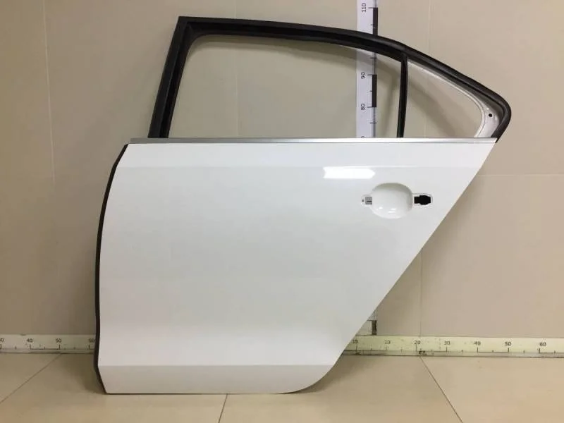 Дверь задняя левая Volkswagen Jetta (5K) 2011>