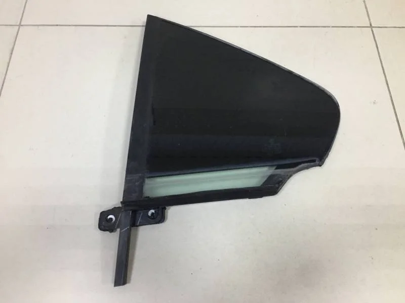 Стекло двери задней левой (форточка) Volkswagen Jetta (5K) 2011>