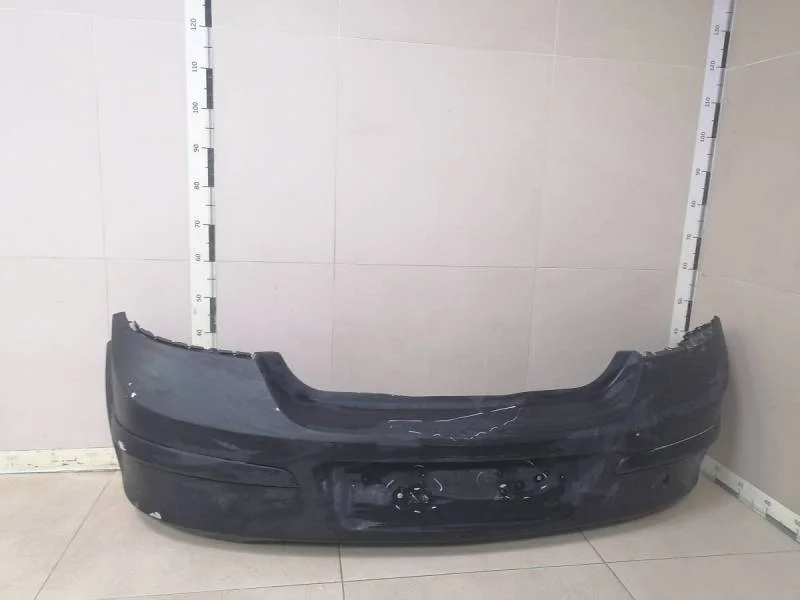 Бампер задний Opel Astra H / Family 2004-2015