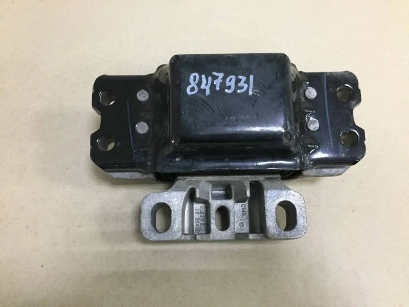 Опора КПП левая Volkswagen Jetta (5K) 2011>