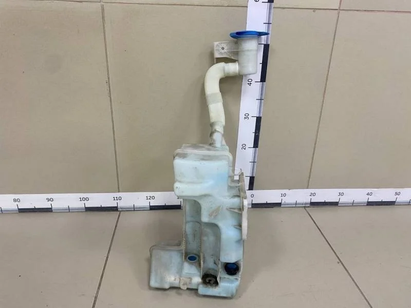 Бачок омывателя лобового стекла Volkswagen Jetta (5K) 2011>