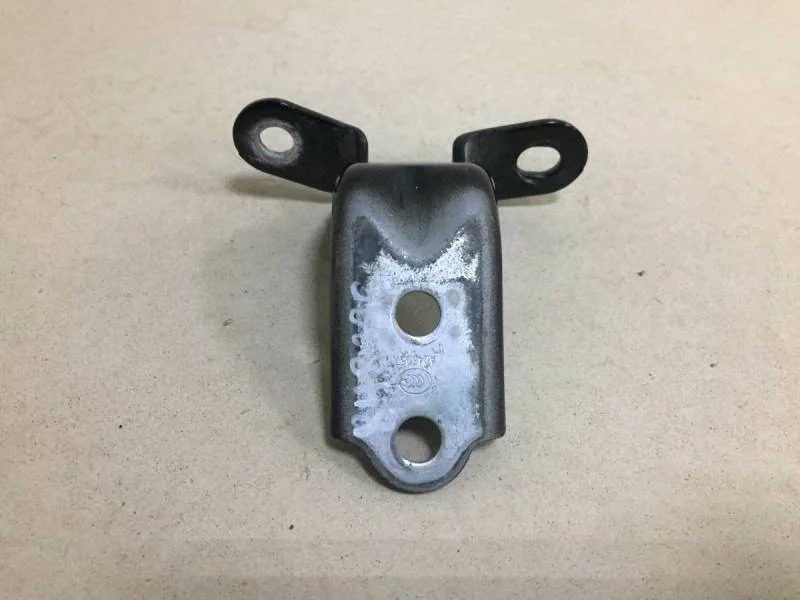 Петля двери задней левой нижняя Hyundai Solaris 2010-2017