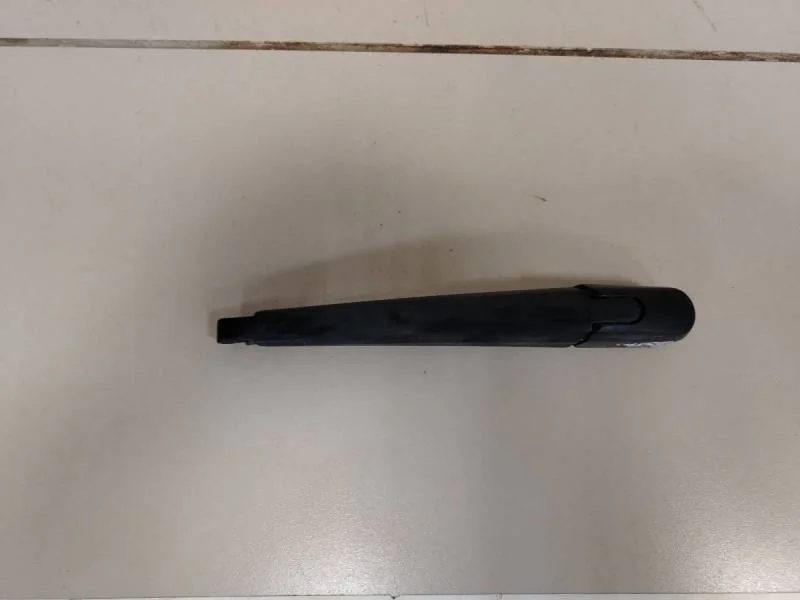 Поводок стеклоочистителя задний Hyundai Creta 2016>