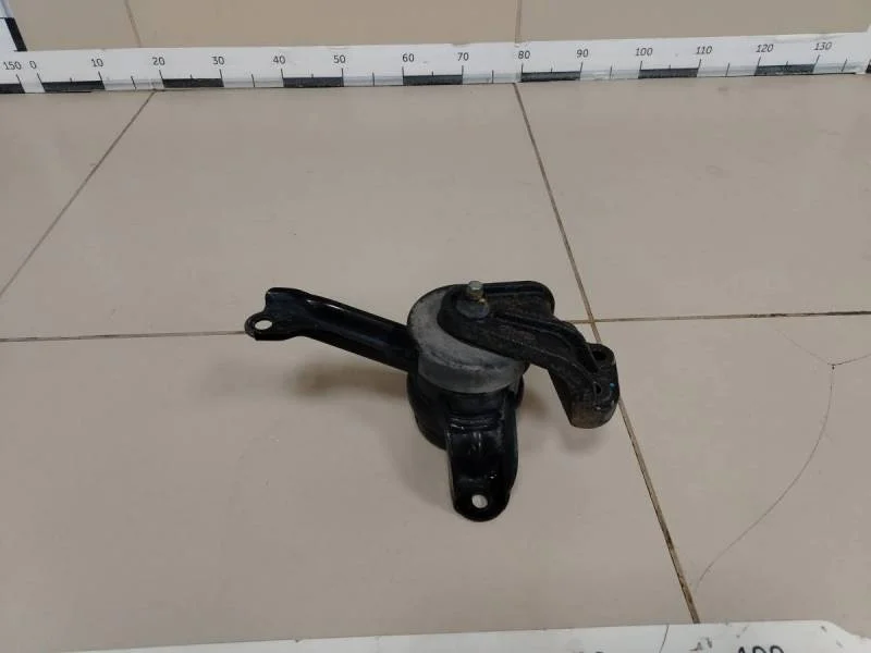 Опора двигателя правая Hyundai Solaris 2017>