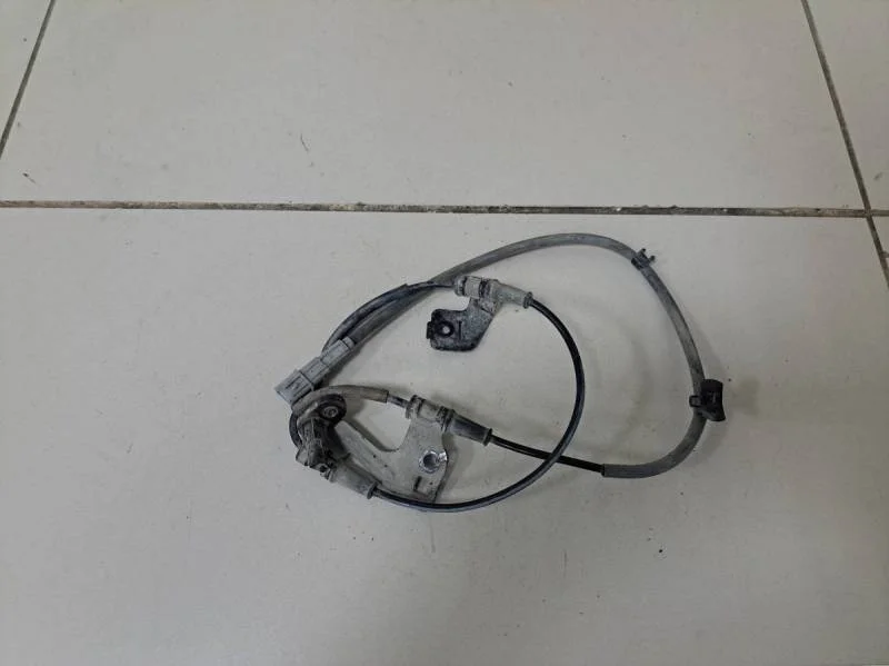 Датчик ABS передний левый Hyundai Solaris 2017>