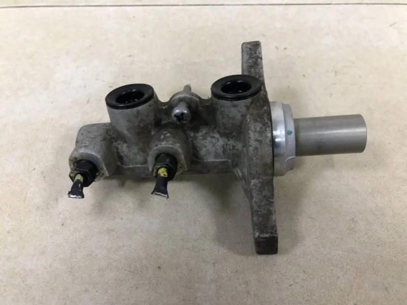 Цилиндр тормозной главный Hyundai Solaris 2010-2017