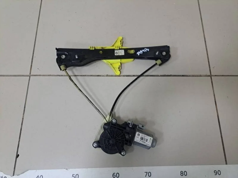 Стеклоподъемник электр. задний левый Volkswagen Polo (Sed RUS) 2011>