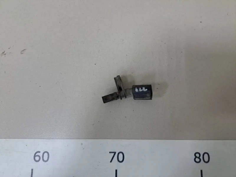 Датчик ABS передний левый Volkswagen Polo (Sed RUS) 2011>