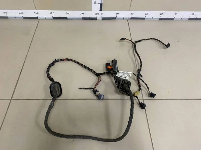 Проводка двери Volkswagen Polo (Sed RUS) 2011>