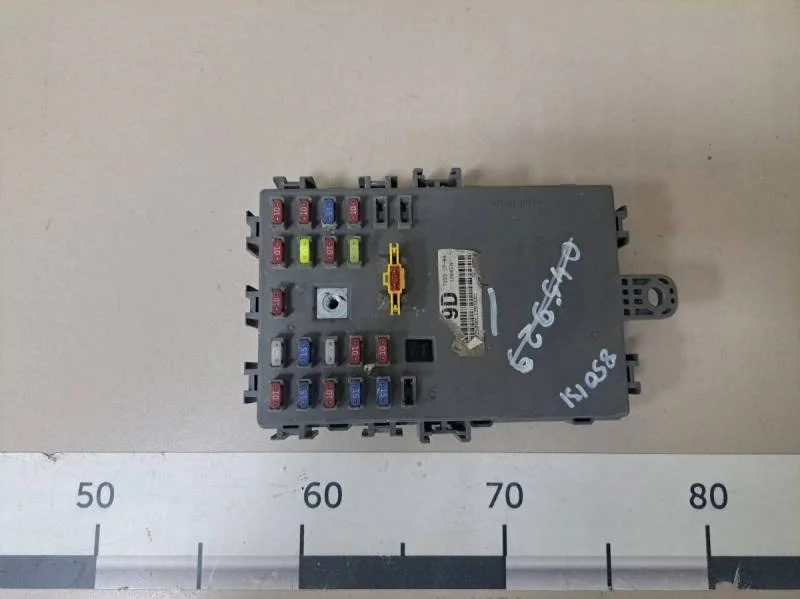 Блок предохранителей Chevrolet Aveo T250 2005-2011