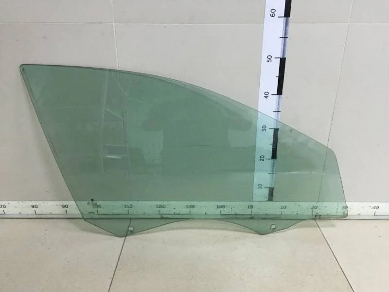 Стекло двери передней правой Skoda Octavia (A7) 2013>