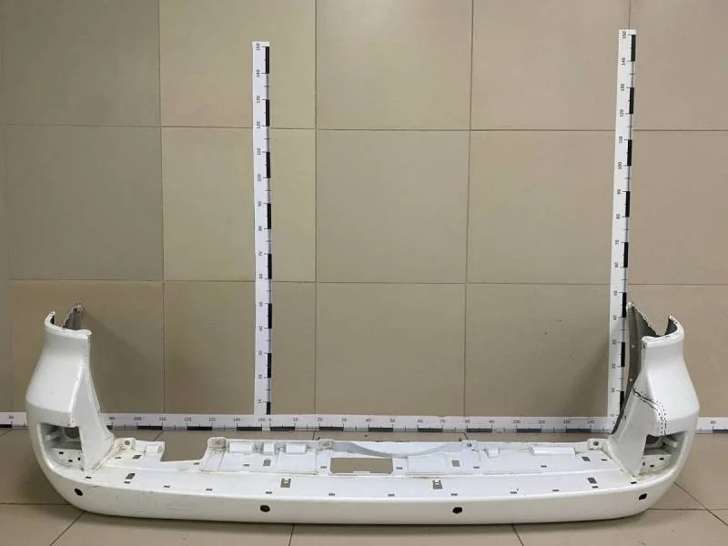 Бампер задний Toyota Land Cruiser (J200) 2007-2015