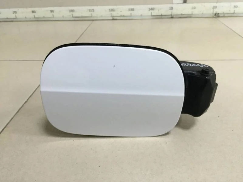 Лючок бензобака Skoda Octavia (A7) 2013>